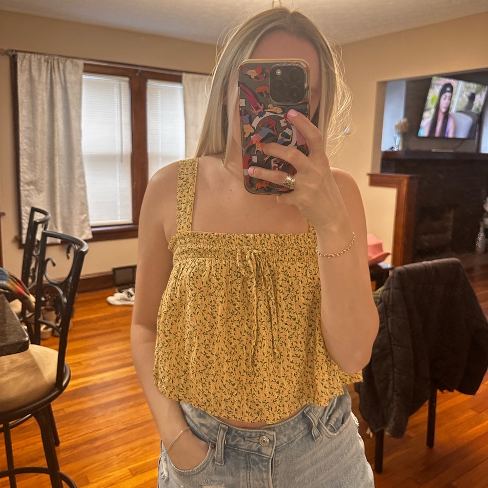 American Eagle Floral Tank NWOT
